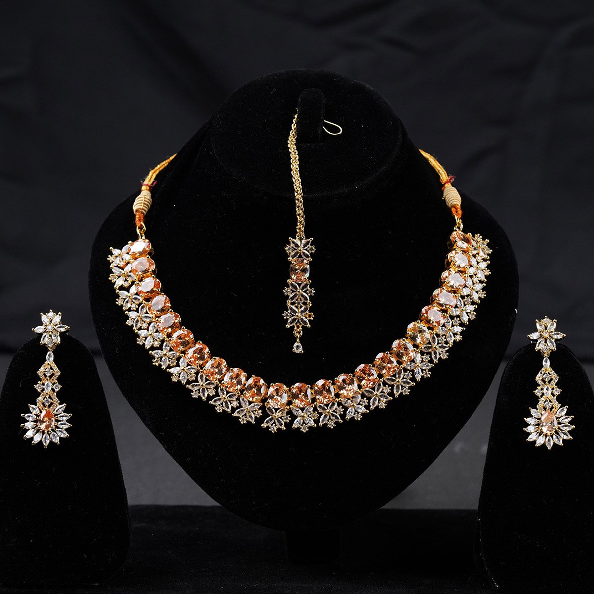 Golden Carat Necklace Set