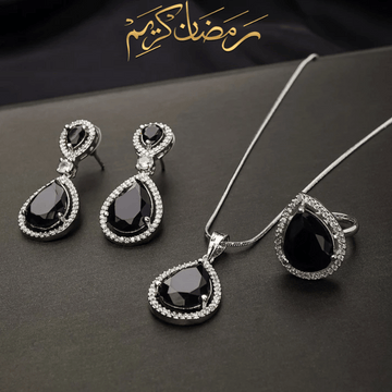 Carat Pendant Set Black Stone