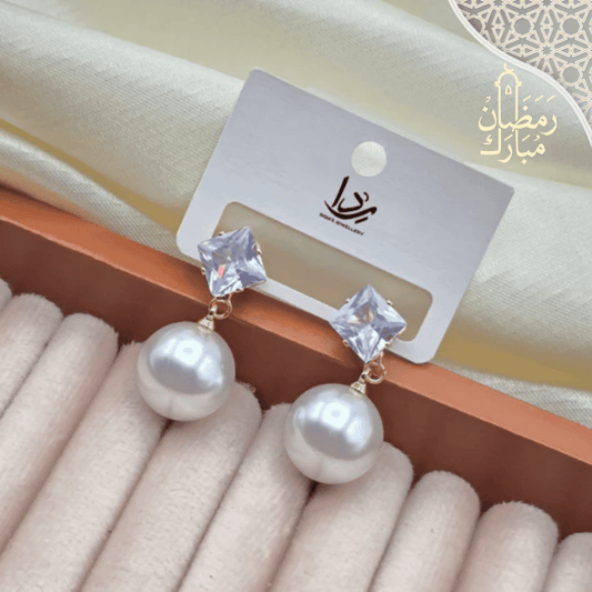 Pearl With Stone Tops