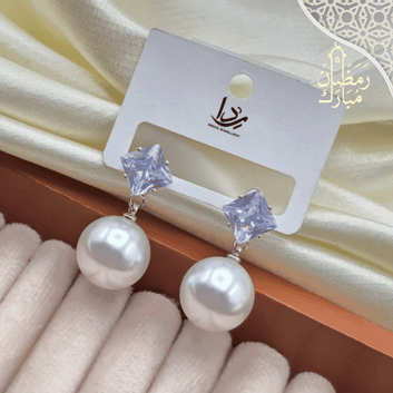 Pearl With Stone Tops