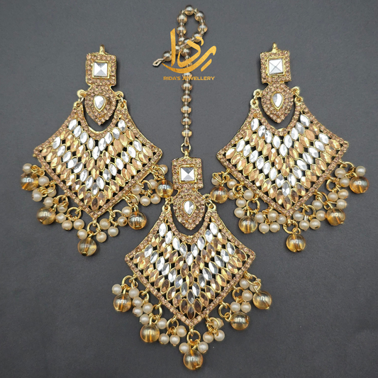 Kundan Chandbalis Earrings with Maang Tikka