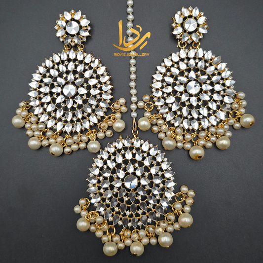 Sunflower Earrings With Maang Tikka