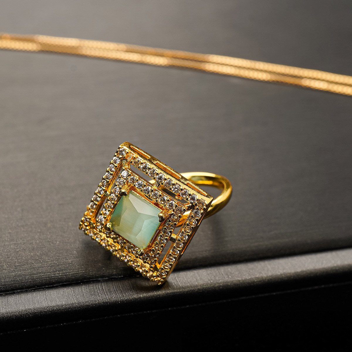 Pendant Set 1 Carat Mint Green Colour
